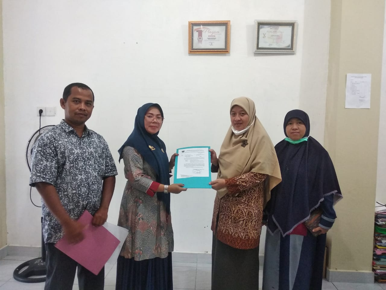 BADAN KESBANGPOL PESSEL KEDATANGAN TAMU DARI YAYASAN RANAH MANDEH SUMBER (YAARAHMAN0